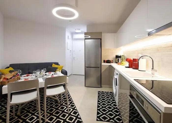 Uni Cozy Apartment