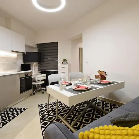 Uni Cozy Appartement *